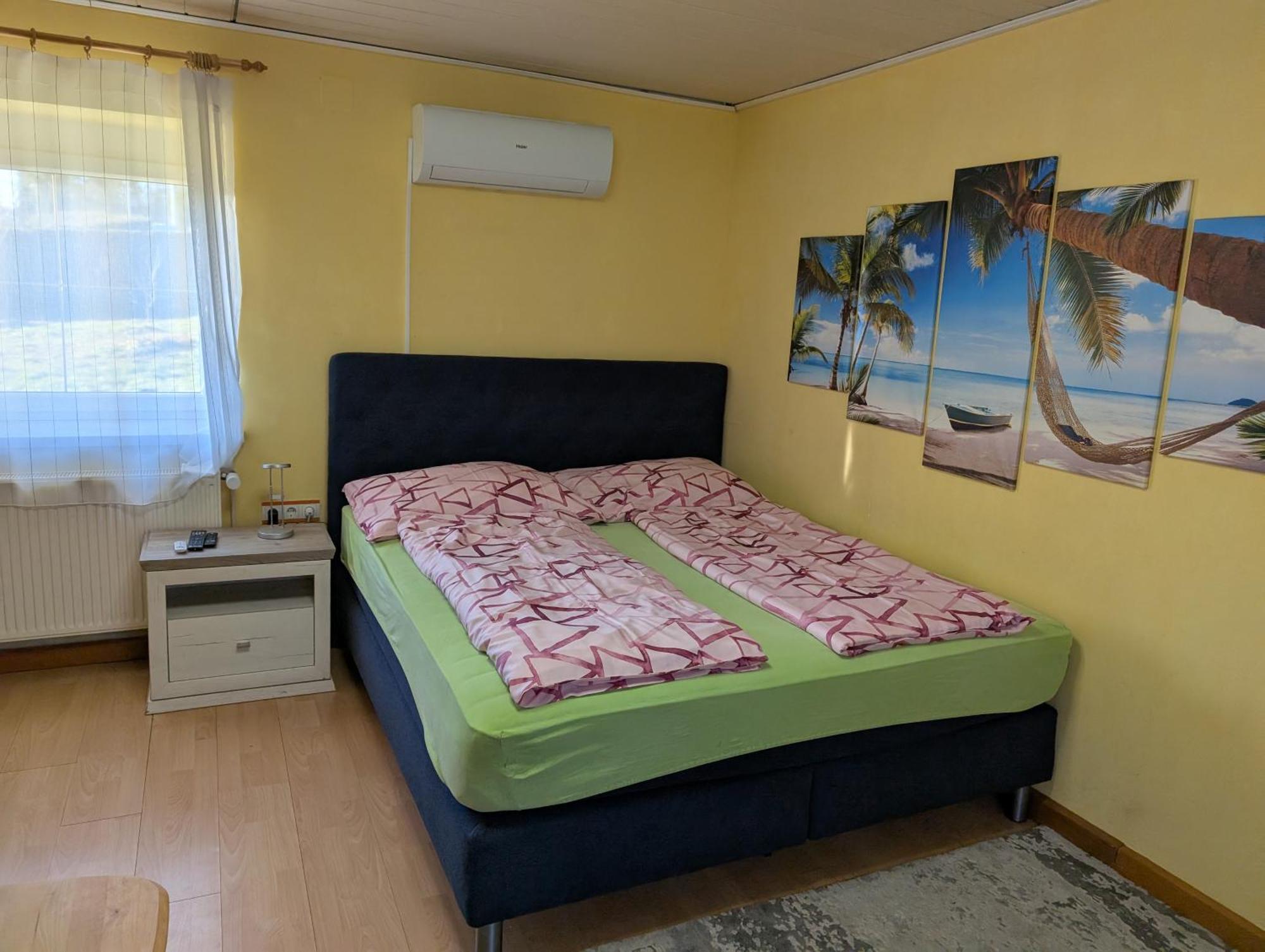 Haus Alexander Apartment Graz Bagian luar foto